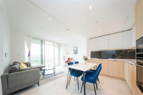 2 bedroom apartment to rent, Bouchon Point, Cendal Crescent, E1