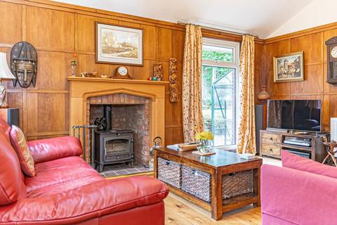 3 bedroom detached house for sale, Ridings Way, Cublington