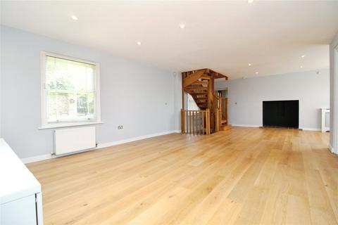 undefined, The Chase, Upminster, RM14