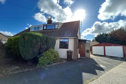 2 bedroom bungalow for sale, Welbeck Rise, Off Hollingwood Lane, Bradford, BD7