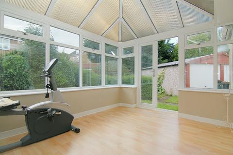 2 bedroom bungalow for sale, Welbeck Rise, Off Hollingwood Lane, Bradford, BD7