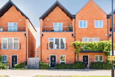 7 Khosla Road, Winchester, SO22 6GT