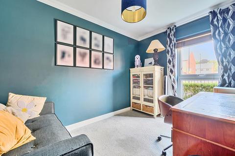 7 Khosla Road, Winchester, SO22 6GT