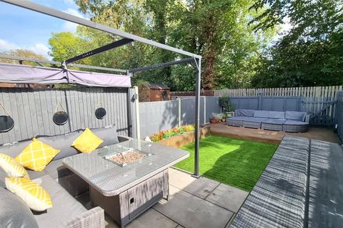 undefined, Horley, Surrey, RH6