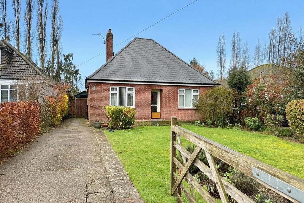 2 Bedroom Detached Bungalow