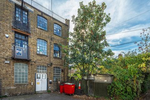 undefined, London SE15