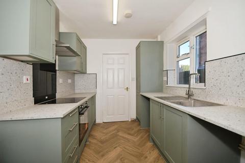 3 bedroom semi-detached house for sale, Central Avenue, Boythorpe, Chesterfield, S40 2PQ