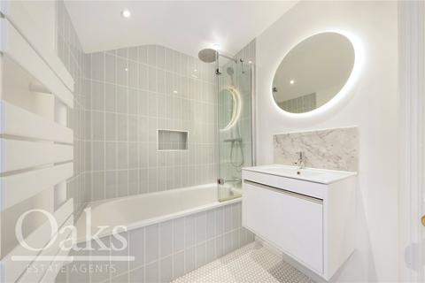 33 Malcolm Road, London, SE25 5HE