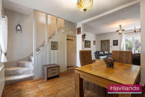 2 bedroom semi-detached house for sale, The Ridgeway, Enfield