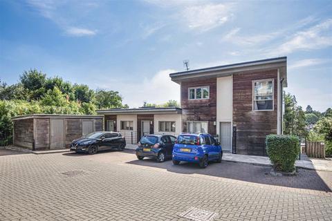 undefined, Grove Hill Close, Emmer Green, Reading