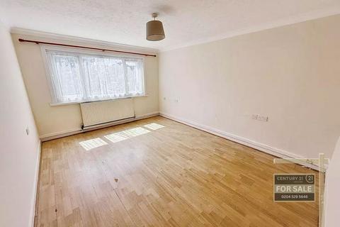 undefined, Squirrel Close, London, Hounslow, Greater London, TW4 7NU