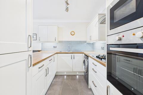 1 bedroom ground floor flat for sale, Challoner Court, Shortlands BR2