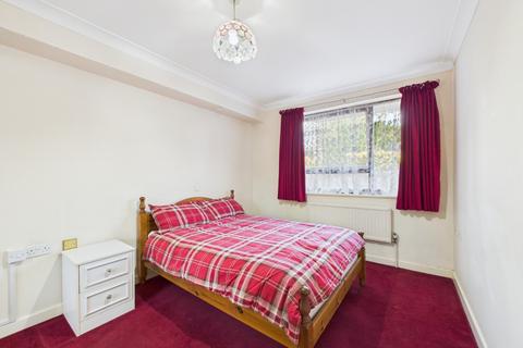 1 bedroom ground floor flat for sale, Challoner Court, Shortlands BR2