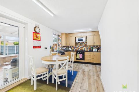 3 bedroom semi-detached house for sale, Dutton Green, Shrewsbury