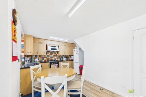 3 bedroom semi-detached house for sale, Dutton Green, Shrewsbury