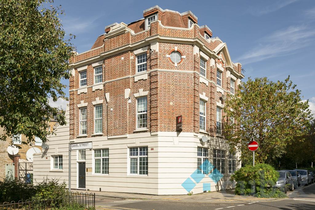 Detached house exterior