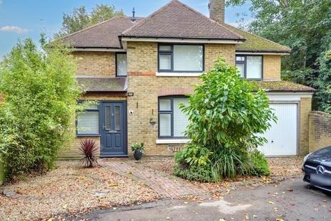 3 bedroom detached house for sale, Well Street, Loose, ME15