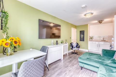 1 bedroom apartment for sale, C104 Curie Fry House, College Gardens