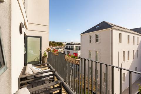 1 bedroom apartment for sale, C104 Curie Fry House, College Gardens