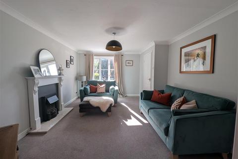 7 Faversham Park, Faverdale, Darlington, DL3 0UN
