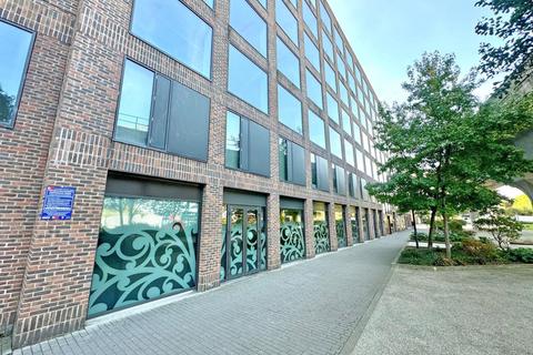 1 bedroom apartment for sale, Connaught Heights, 2 Agnes George Walk, London, E16