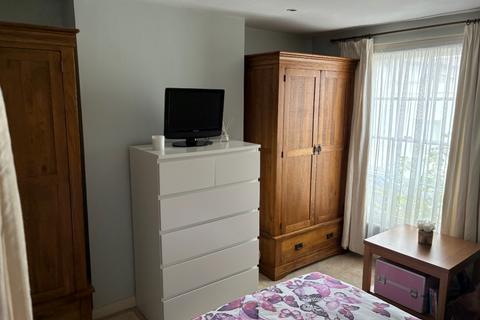 50 Alexandra Road, Englefield Green, Egham, TW20 0RR