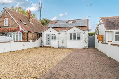 Hewarts Lane, Rose Green, PO21