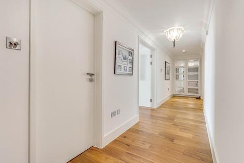 3 bedroom apartment for sale, The Leas, Westcliff-on-Sea SS0