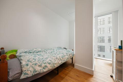 2 bedroom flat for sale, West Gate, London, W5