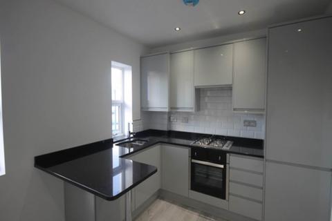 1 bedroom flat to rent, High Road, South Woodford, London