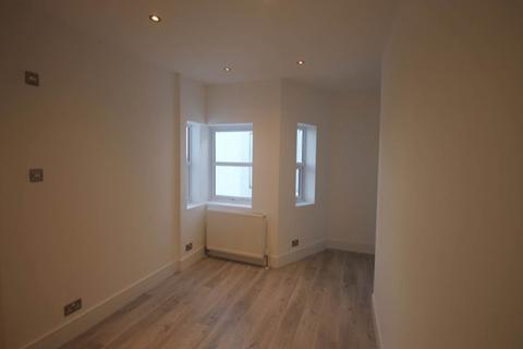 1 bedroom flat to rent, High Road, South Woodford, London