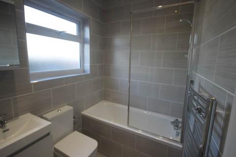 1 bedroom flat to rent, High Road, South Woodford, London