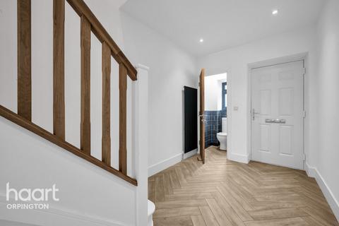 Sevenoaks Way, Orpington