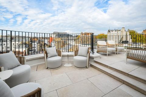 3 bedroom penthouse for sale, Charles Street, London, W1J