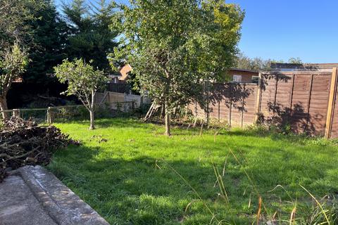 undefined, Twyning, Tewkesbury GL20