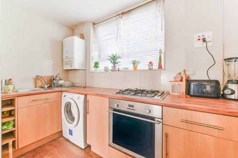 1 bedroom flat for sale, Alexandra Walk, Crystal Palace, London, SE19