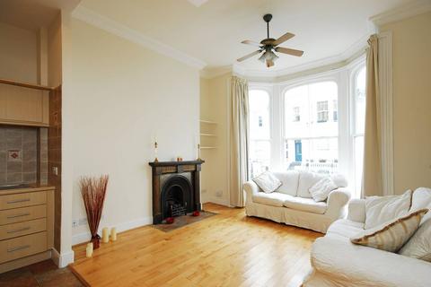 2 bedroom flat to rent, Coleherne Road, Chelsea, London, SW10