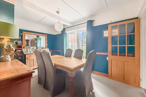 undefined, Bristol Road, Gloucester GL2