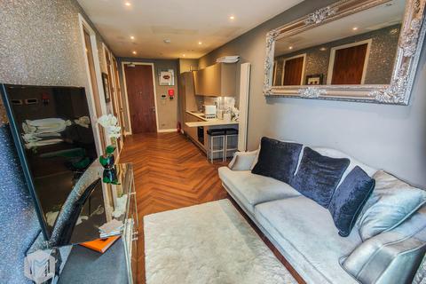 1 bedroom apartment for sale, The Lightbox, Blue Media City UK, Salford, Greater Manchester, M50 2AD