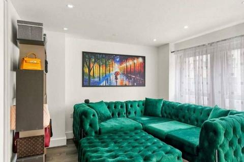 2 bedroom flat for sale, Building 22, Woolwich Riverside, London, SE18