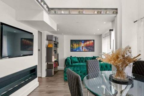 2 bedroom flat for sale, Building 22, Woolwich Riverside, London, SE18