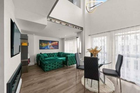 2 bedroom flat for sale, Building 22, Woolwich Riverside, London, SE18