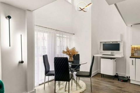 2 bedroom flat for sale, Building 22, Woolwich Riverside, London, SE18