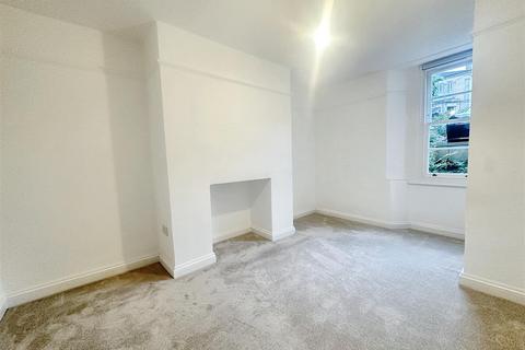 2 bedroom flat to rent, St. Matthews Road, Bristol