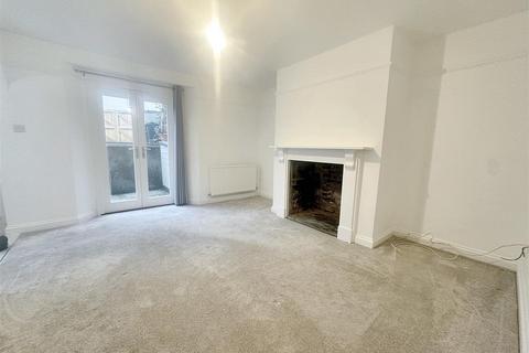 2 bedroom flat to rent, St. Matthews Road, Bristol