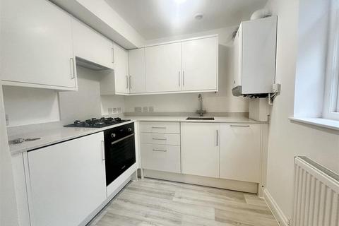 2 bedroom flat to rent, St. Matthews Road, Bristol