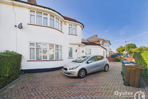 Beverley Gardens, Stanmore, HA7