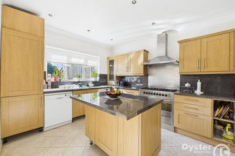 4 bedroom semi-detached house for sale, Beverley Gardens, Stanmore, HA7