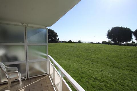 2 bedroom flat for sale, Grove Road, Bournemouth