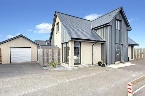 3 Norrie Way, Spey Bay, Fochabers, IV32 7RR